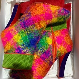 Rare Find Scottish Bouclette Bootie Beautiful